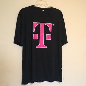 Men’s XL T-Mobile Black Nylon Shirt